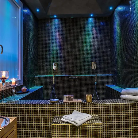 Colonna Del Corso Gasthuis Rome