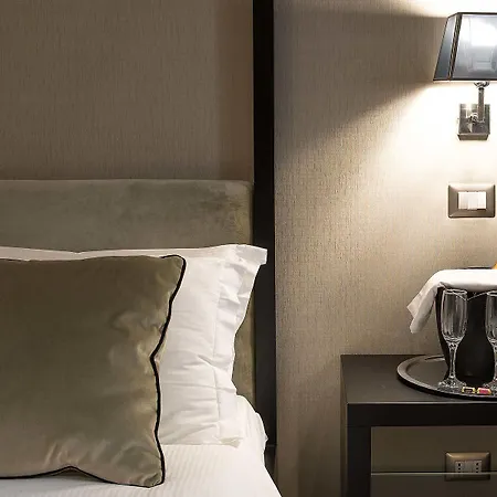 Colonna Del Corso Affittacamere 4*