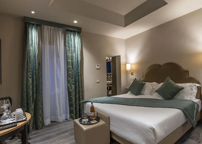 Colonna Del Corso Рим